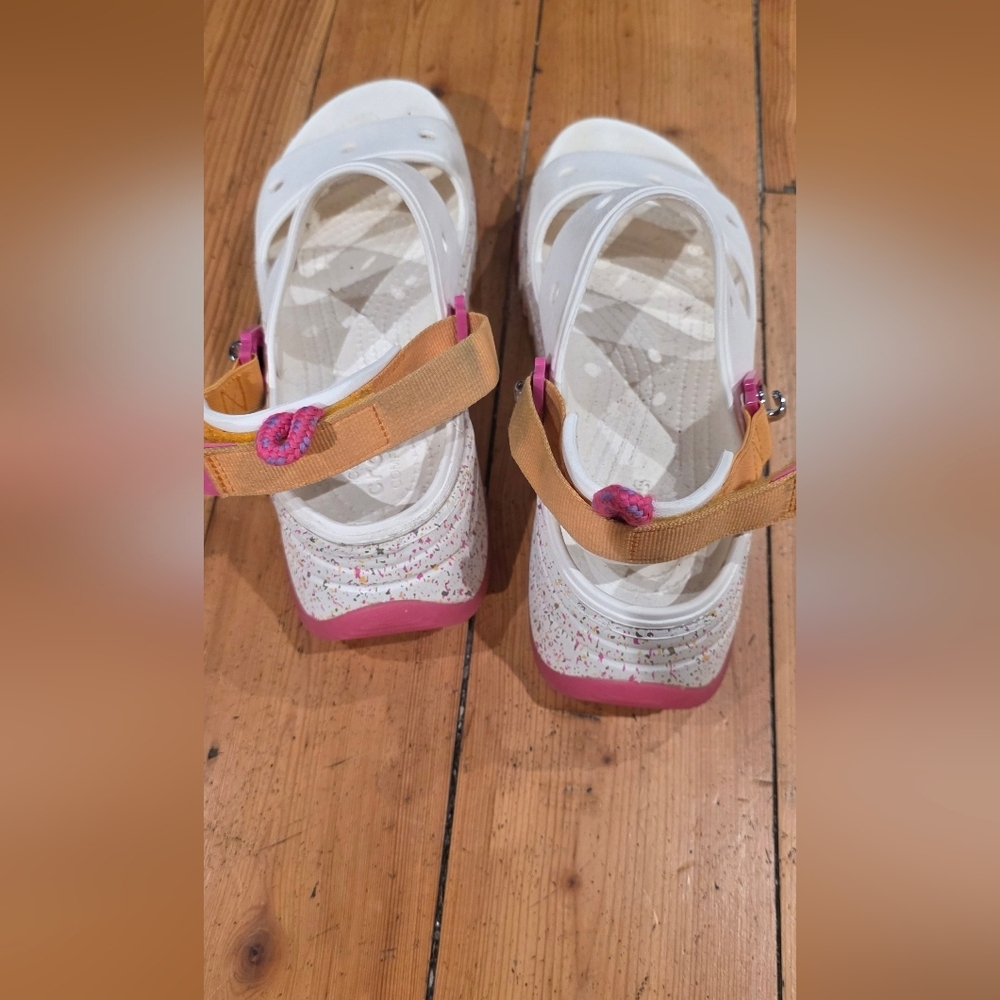 CROCS White and Pink Women's Sandals - Picture 2 of 7